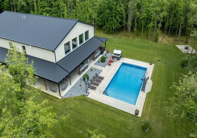 3rd image of 10810 Douglas Rd, Osceola, IN 46561 | MLS# 202623028