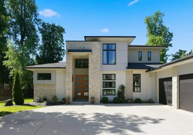 3rd image of 10228 Chambord Knl, Fort Wayne, IN 46835 | MLS# 202623052