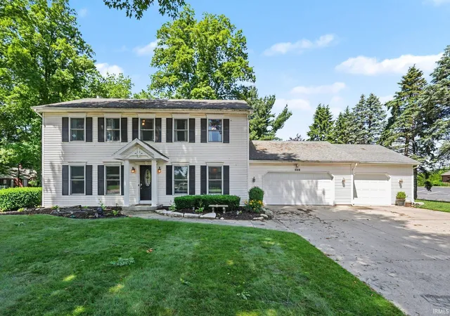 Homes for sale in Bremen, IN | 559 S Birkey St, Bremen, IN 46506 | MLS# 202623058
