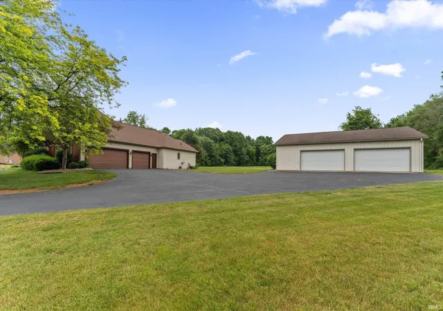4th image of 53450 Quince Rd, South Bend, IN 46628 | MLS# 202623107