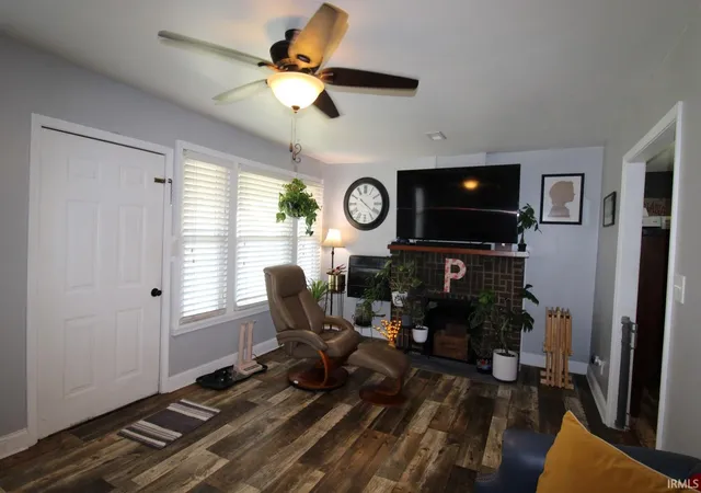 Photo 2 of Sale Pending at 1224 S Prince St, Princeton, IN 47670 | MLS# 202623114 | Listing updated on 2026-07-17