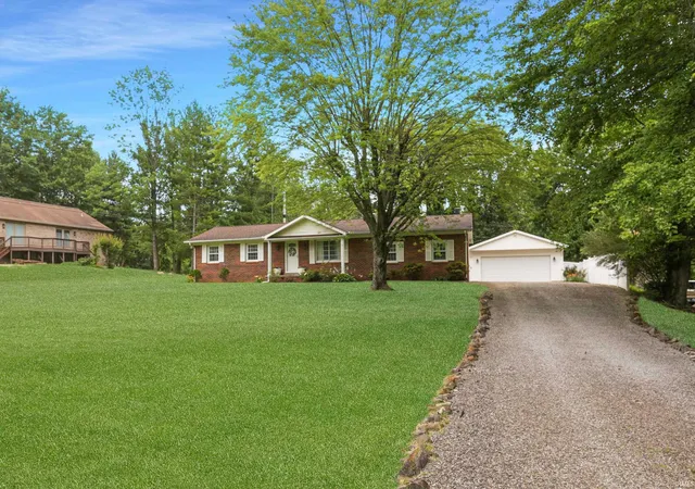 3rd image of 7200 Russell Pl, Chandler, IN 47610 | MLS# 202623124