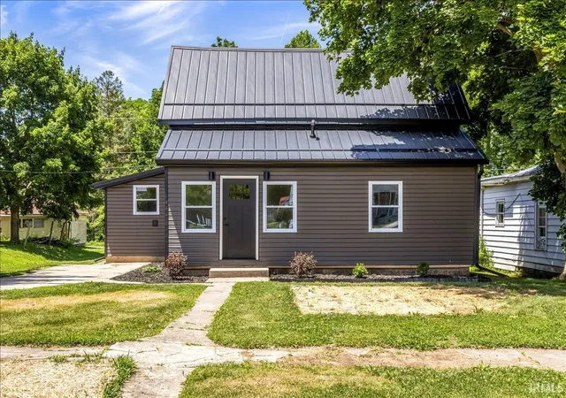 2nd image of 410 S High St, Winchester, IN 47394 | MLS# 202623125