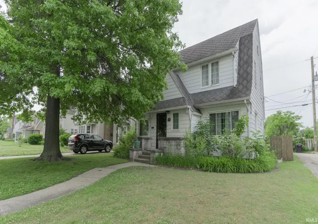 Manufactured home for sale at 1336 E South St, South Bend, IN 46615-1010 | MLS# 202623142