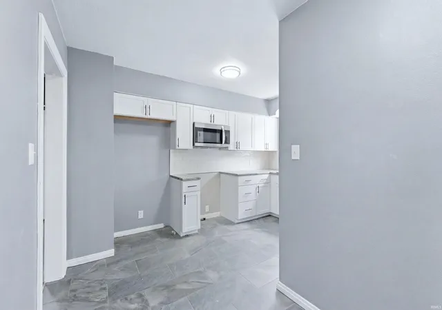 Photo 3 of Sale Pending at 413 Pasadena Dr, Fort Wayne, IN 46807 | MLS# 202623155 | Listing updated on 2026-07-07