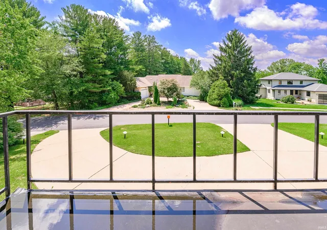 Photo 3 of Manufactured home for sale at 325 E Clover Ln, Bloomington, IN 47408 | MLS# 202623174 | Listing updated on 2026-09-19