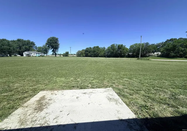 Homes for sale in Fowler, IN | 627 W 2nd St, Fowler, IN 47944 | MLS# 202623175