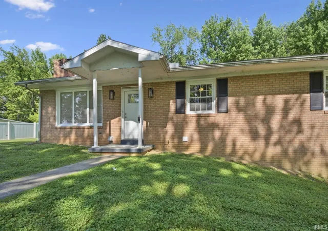 Photo 2 of Manufactured home for sale at 3300 Maple Ln, Newburgh, IN 47630 | MLS# 202623201 | Listing updated on 2026-08-04