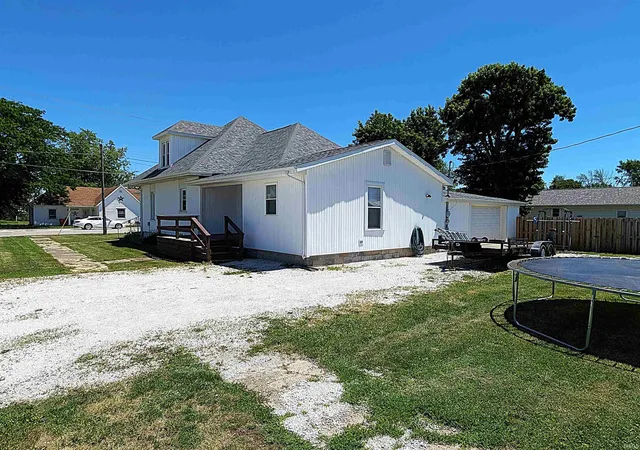 Homes for sale in Wolcott, IN | 202 S Burke St, Wolcott, IN 47995 | MLS# 202623223