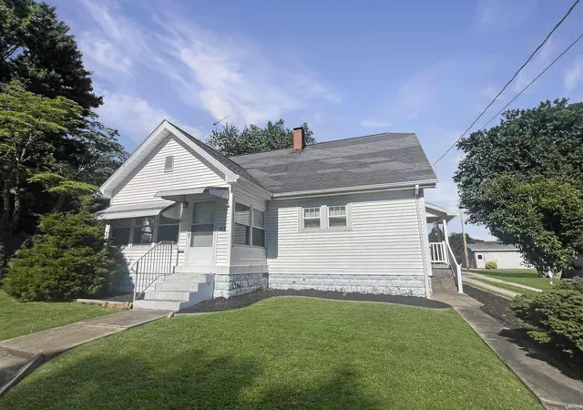 Photo 1 of Sale Pending at 109 N Walnut St, Huntingburg, IN 47542 | MLS# 202623228 | Listing updated on 2026-07-14