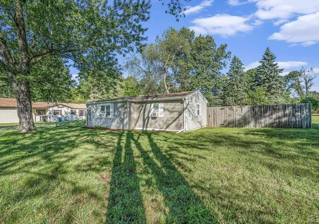 3rd image of 13915 Brick Rd, Granger, IN 46530 | MLS# 202623252