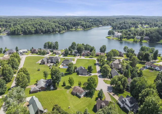 5th image of 260 S Pyracantha Cir, Santa Claus, IN 47579 | MLS# 202623271