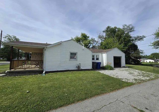 Photo 3 of Manufactured home for sale at 315 N Calumet St, Kokomo, IN 46901 | MLS# 202623297 | Listing updated on 2026-06-16