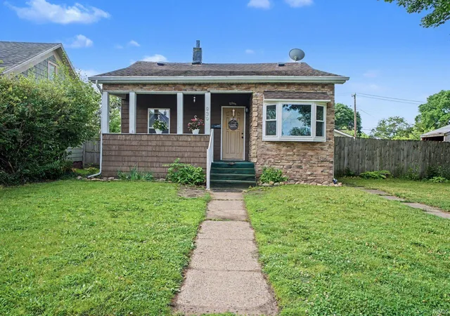 Photo 1 of Sale Pending at 939 E 4th Street, Mishawaka, IN 46544 | MLS# 202623304 | Listing updated on 2026-06-30