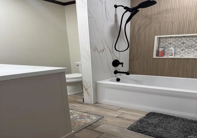 14th image of 203 Eugene Dr, Middlebury, IN 46540 | MLS# 202623340