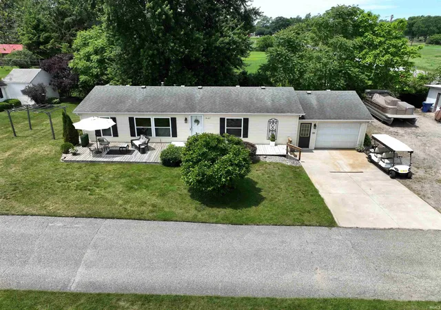 Homes for sale in Bremen, IN | 9107 N Mary D Dr, Bremen, IN 46506 | MLS# 202623354