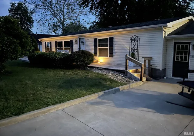 Homes for sale in Bremen, IN | 9107 N Mary D Dr, Bremen, IN 46506 | MLS# 202623354