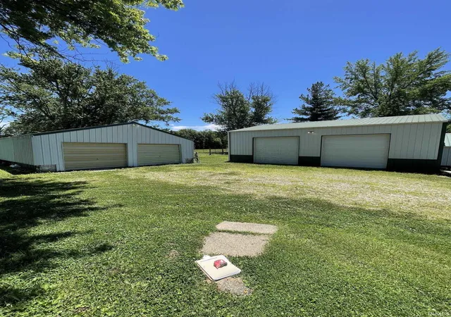 Photo 2 of Manufactured home for sale at 6597 S State Rd 159 Hwy, Carlisle, IN 47838 | MLS# 202623360 | Listing updated on 2026-08-19