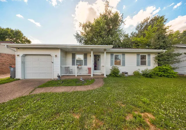 Photo 1 of Manufactured home for sale at 2910 Squire Ln, Evansville, IN 47715 | MLS# 202623367 | Listing updated on 2026-06-17