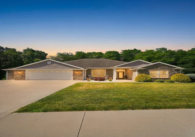 Photo 1 of Sale Pending at 3335 Kellygreen Dr, Angola, IN 46703 | MLS# 202623374 | Listing updated on 2026-09-17