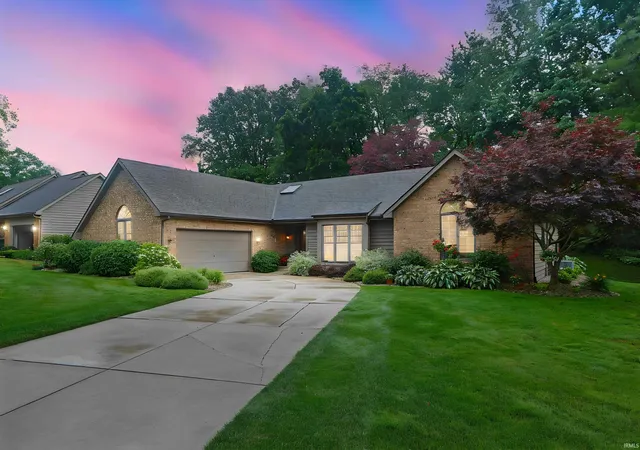 Photo 2 of Sale Pending at 16290 Oak Hl Blvd, Granger, IN 46530 | MLS# 202623378 | Listing updated on 2026-06-25