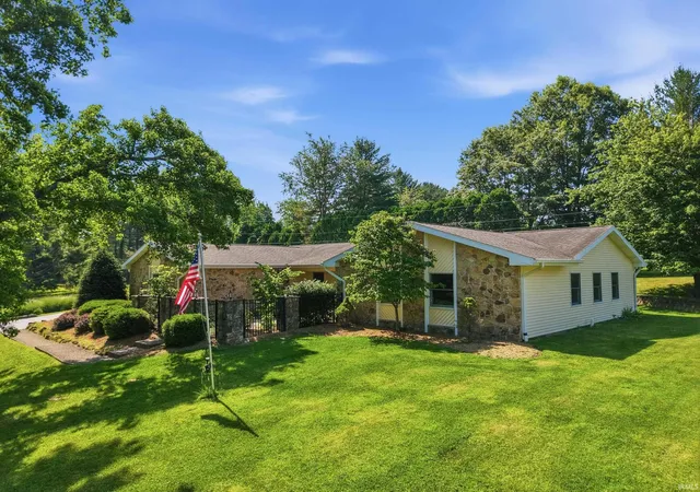 1st image of 4045 S Gran Haven Dr, Bloomington, IN 47401 | MLS# 202623391