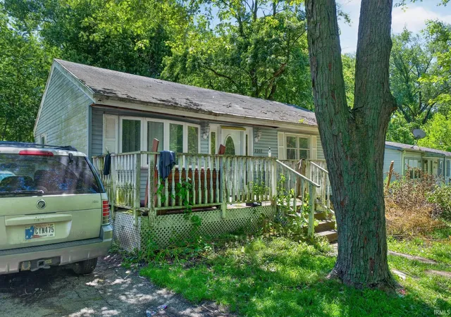 15th image of 2307 Bell St, Gary, IN 46406 | MLS# 202623401