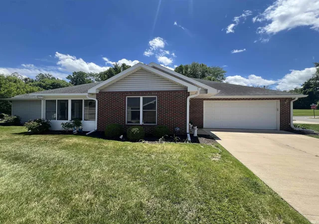 Homes for sale in Logansport, IN | 840 Wanut Ridge W, Logansport, IN 46947 | MLS# 202623405