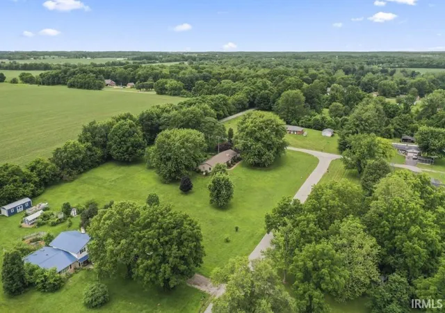 Homes for sale in Connersville, IN | 971 W County Road 420 N, Connersville, IN 47331 | MLS# 202623411