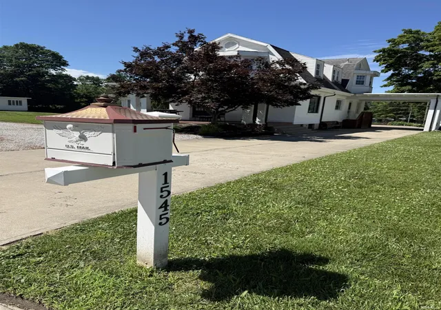 50th image of 1545 Burnett Ln, Vincennes, IN 47591 | MLS# 202623412