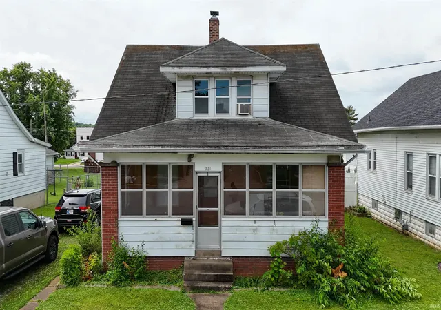 1st image of 331 W 5th St, Jasper, IN 47546 | MLS# 202623425