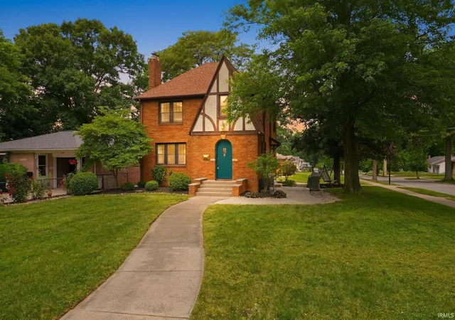 Photo 1 of Sale Pending at 1832 Purdue Dr, Fort Wayne, IN 46808 | MLS# 202623452 | Listing updated on 2026-06-18