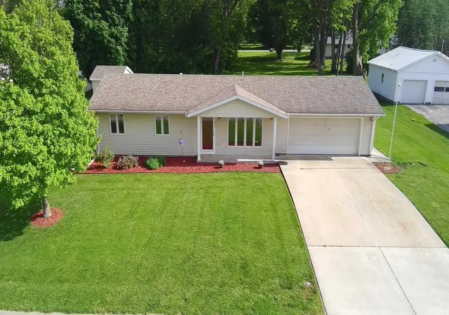 Photo 1 of Sale Pending at 1012 E 3rd Street, Fowler, IN 47944 | MLS# 202623466 | Listing updated on 2026-07-28