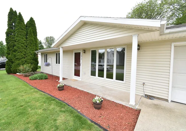 Photo 3 of Sale Pending at 1012 E 3rd Street, Fowler, IN 47944 | MLS# 202623466 | Listing updated on 2026-07-28