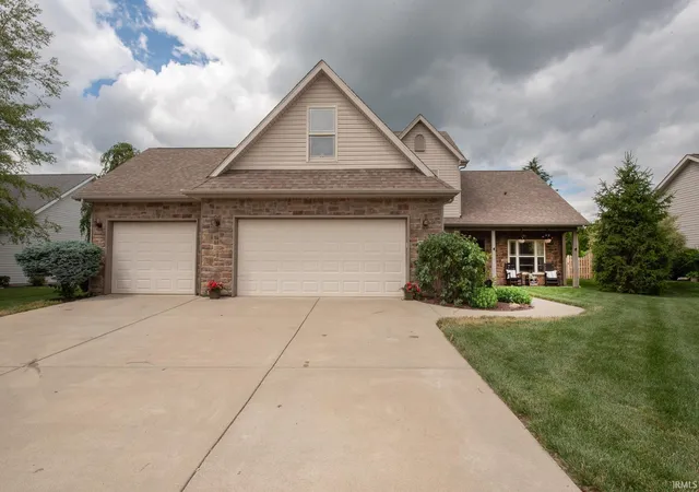 2nd image of 782 N Commodores Ln, Lafayette, IN 47909 | MLS# 202623473