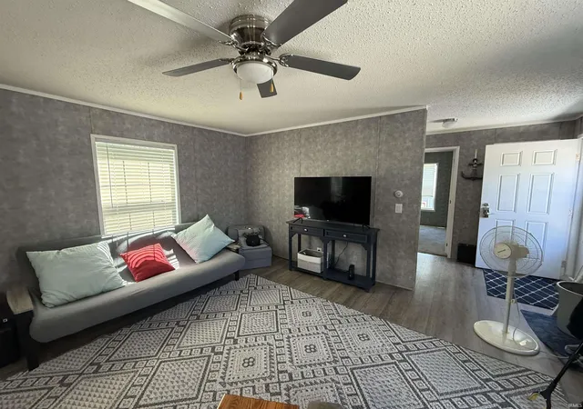 Photo 4 of Manufactured home for sale at 32 Ems W14a Ln, North Webster, IN 46555 | MLS# 202623482 | Listing updated on 2026-07-27