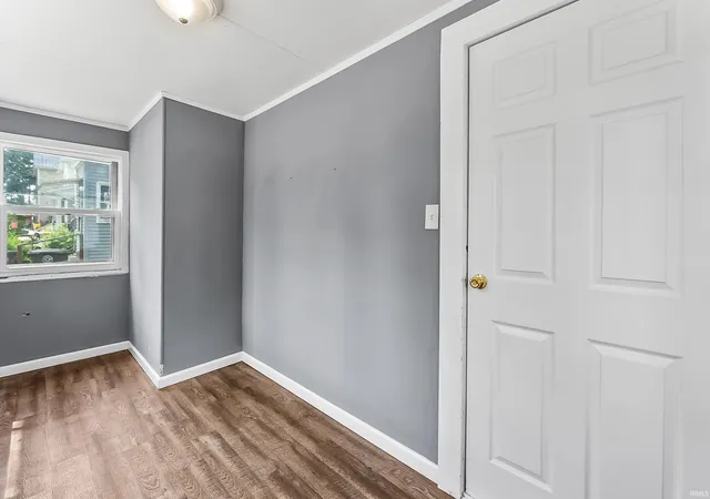 Photo 3 of Manufactured home for sale at 1828 Mary St, Fort Wayne, IN 46808 | MLS# 202623509 | Listing updated on 2026-09-12