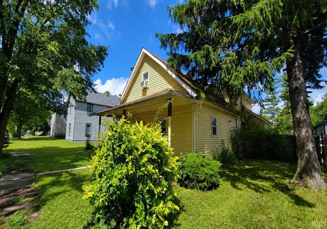 4th image of 5841 N Sugar St, Uniondale, IN 46791 | MLS# 202623512
