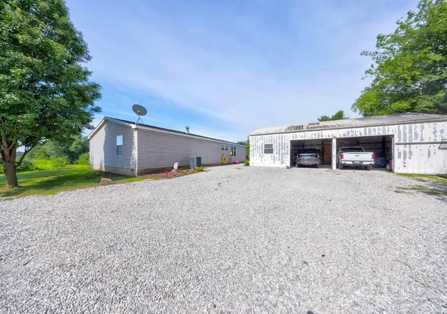 Photo 3 of Sale Pending at 4984 E 200 North, Princeton, IN 47670 | MLS# 202623514 | Listing updated on 2026-07-01