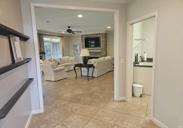 3rd image of 10334 Bernadette Dr, Evansville, IN 47725 | MLS# 202623527
