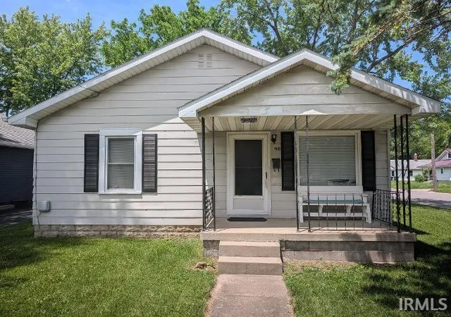 Homes for sale in Muncie, IN | 2318 E 8th St, Muncie, IN 47304 | MLS# 202623531