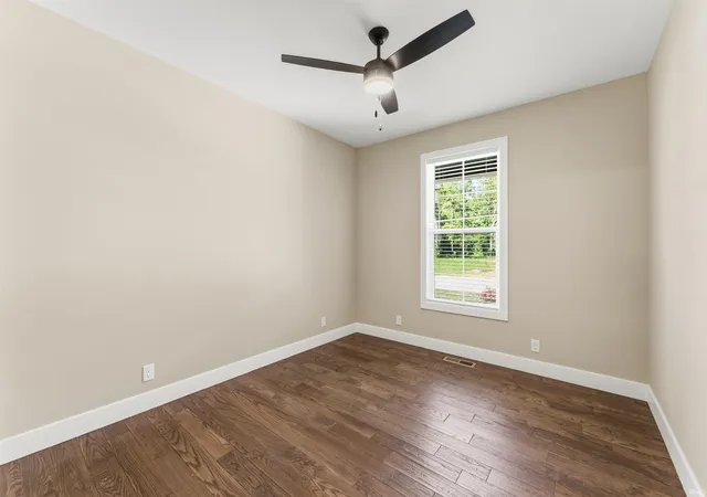 Photo 3 of Sale Pending at 4507 Violet Dr, Evansville, IN 47725 | MLS# 202623533 | Listing updated on 2026-08-24