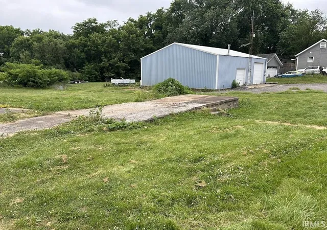 3rd image of 616 7Th St, Bedford, IN 47421 | MLS# 202623540