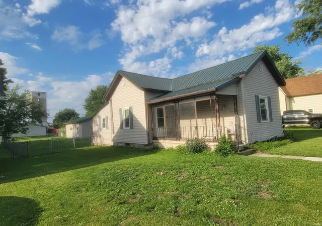 2nd image of 228 E North St, Portland, IN 47371 | MLS# 202623549