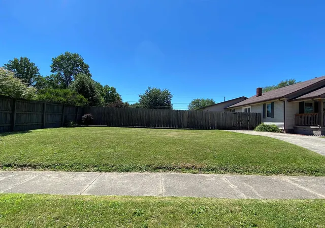 Photo 2 of Manufactured home for sale at 2125 N Jay St, Kokomo, IN 46901 | MLS# 202623572 | Listing updated on 2026-09-09