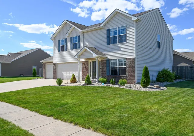 Photo 2 of Manufactured home for sale at 2004 Wesmar Ct, Kokomo, IN 46902 | MLS# 202623573 | Listing updated on 2026-08-28