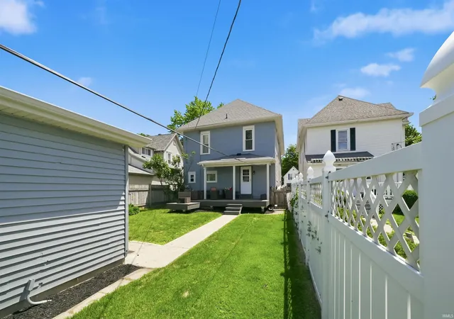 Photo 3 of Manufactured home for sale at 420 Water St, Kendallville, IN 46755 | MLS# 202623581 | Listing updated on 2026-09-03