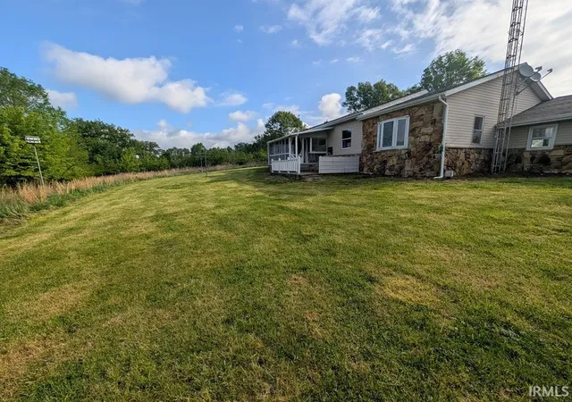 3rd image of 399 E Wilson Rd, Bloomfield, IN 47424 | MLS# 202623586