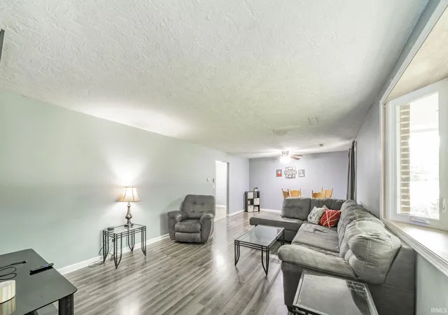 Photo 4 of Manufactured home for sale at 2916 Country Ests Dr, New Castle, IN 47362 | MLS# 202623626 | Listing updated on 2026-09-21