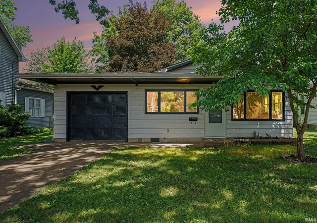 1st image of 676 Milwaukee Ave, Elkhart, IN 46514 | MLS# 202623644